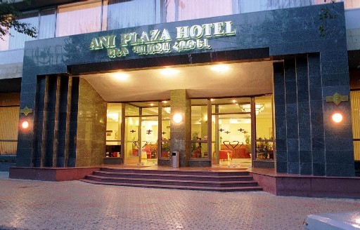 هتل آنی پلازا Ani Plaza Hotel